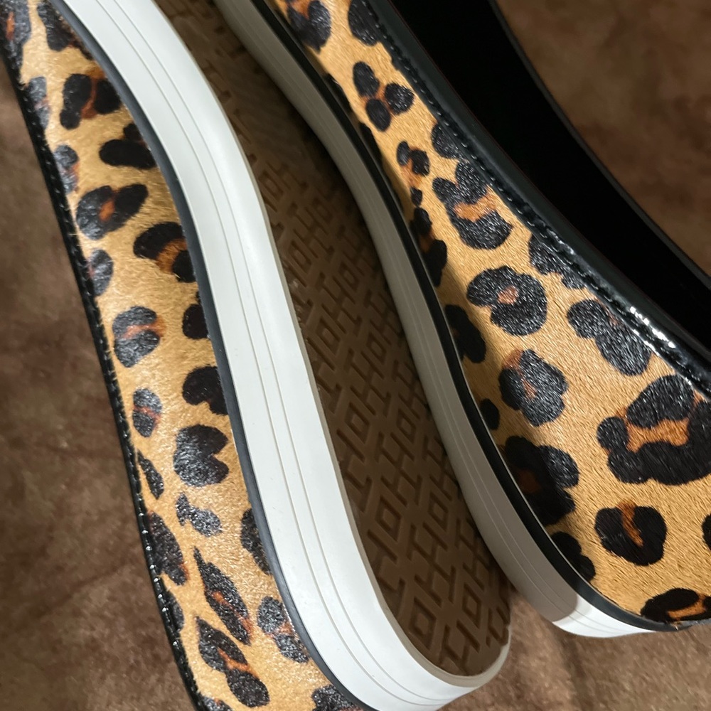 TORY BURCH SKYLER NIB AUTHENTIC CALF HAIR OCELOT LEOPARD BLK PATENT LEATHER FLAT - Picture 11 of 17